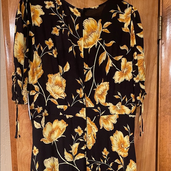 Premier Black and Yellow Floral Maxi Dress - Picture 9 of 12